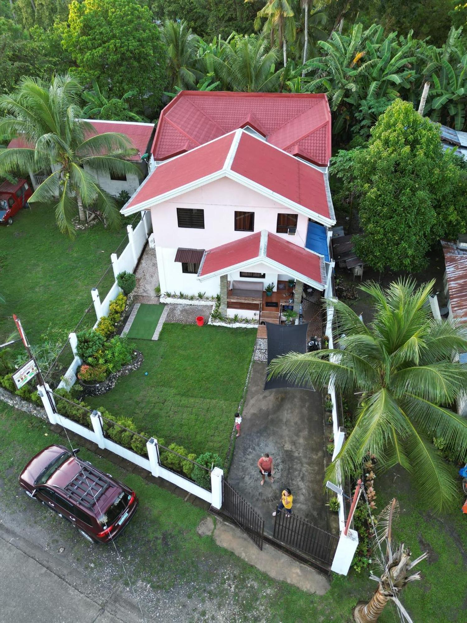 Casa Mia Inn Dauis エクステリア 写真