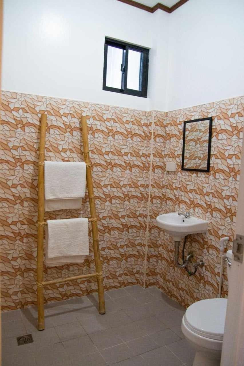 Casa Mia Inn Dauis エクステリア 写真