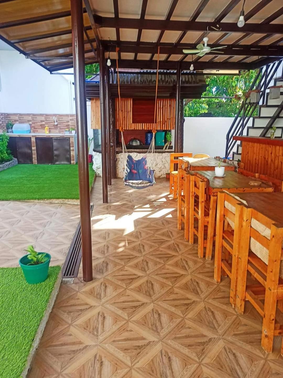 Casa Mia Inn Dauis エクステリア 写真